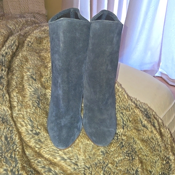 Splendid Ankle Suede Boots - Picture 1 of 6